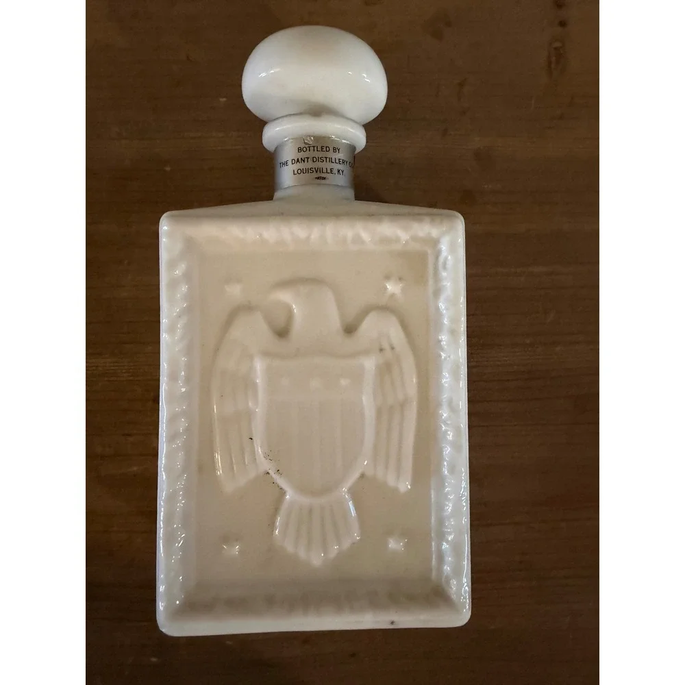 Vintage JW Dant Americana Milk Glass Bourbon Decanter Boston Tea Party Eagle‎